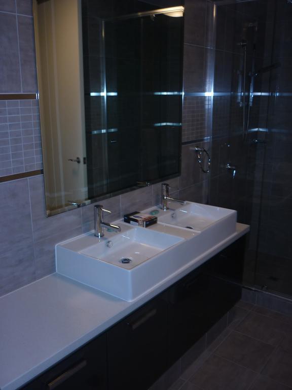 Parklane Apartments Фримантл Номер фото